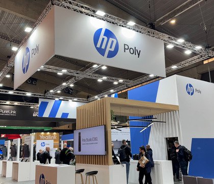 Влияние дефицита памяти по настоящему проявится лишь во втором квартале 2026 года HP В компании считают что в настоящий момент индустрия IT оборудования еще не ощутила в полной мере влияние дефицита DRAM и NAND Накануне HP предупредила что последствия дефицита памяти на рынке в полной мере скажутся лишь во второй половине 2026 года