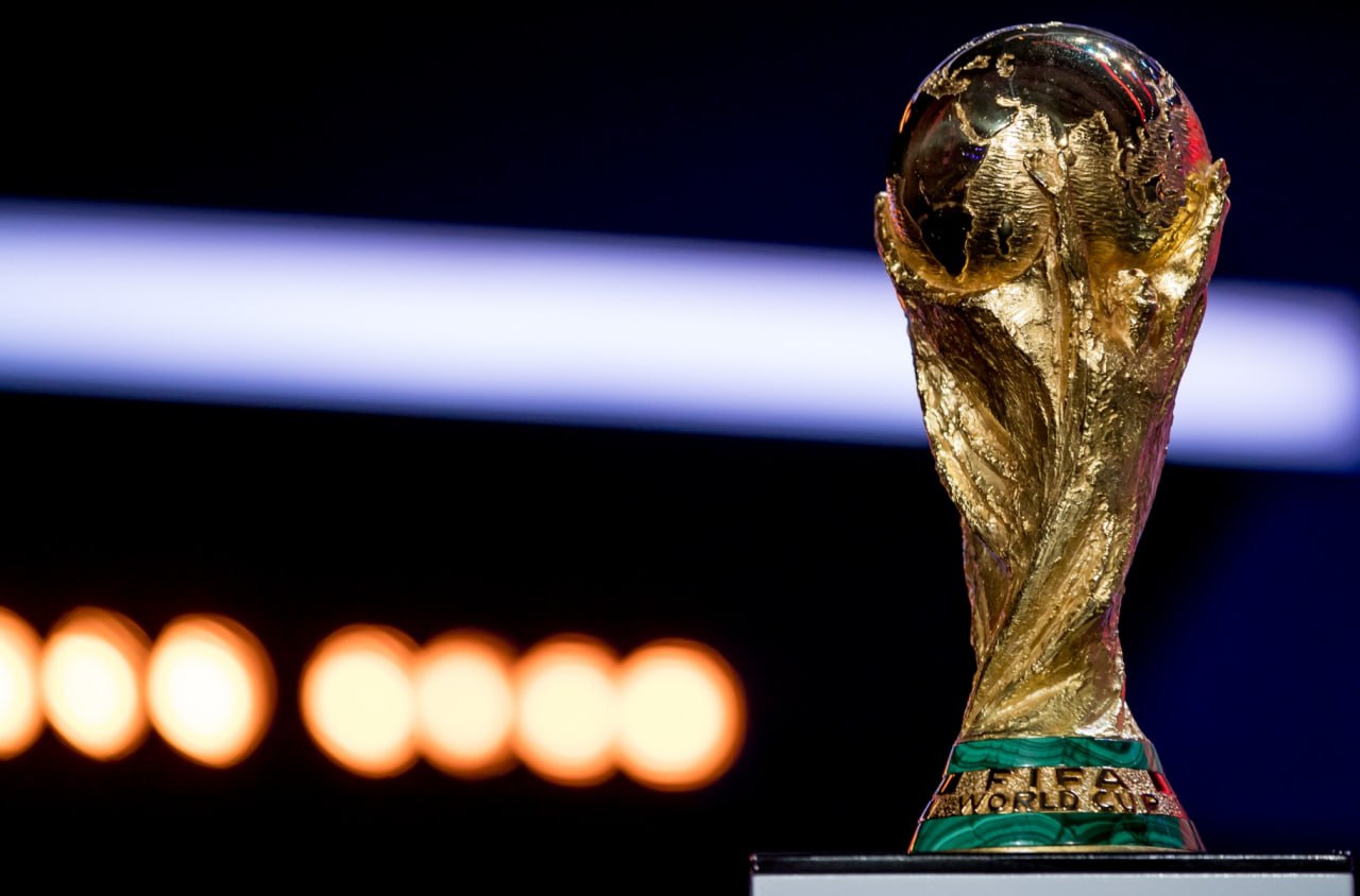 Сборная Узбекистана заработает минимум 10 5 млн за участие на ЧМ 2026 Такой гарантированный доход ФИФА обеспечила увеличив призовой фонд чемпионата на 50 по сравнению с мундиалем 2022 года Рекордные 727 млн будут распределены между членами организации по итогам турнира в США Канаде и Мексике из которых 655 млн составят призовые для сборных Победитель получит 50 млн финалист 33 млн третье место 29 млн четвертое 27 млн Команды с пятого по восьмое место заработают по 19 млн с девятого по шестнадцатое по 15 млн с семнадцатого по тридцать второе по 11 млн а с тридцать третьего по сорок восьмое по 9 млн Каждая сборная прошедшая отбор дополнительно получит 1 5 млн на подготовку Таким образом минимальный гарантированный доход команд за участие в турнире составит 10 5 млн repost uz sport no nado metit na vixod iz gruppi Подписывайтесь на Repost Прислать новость