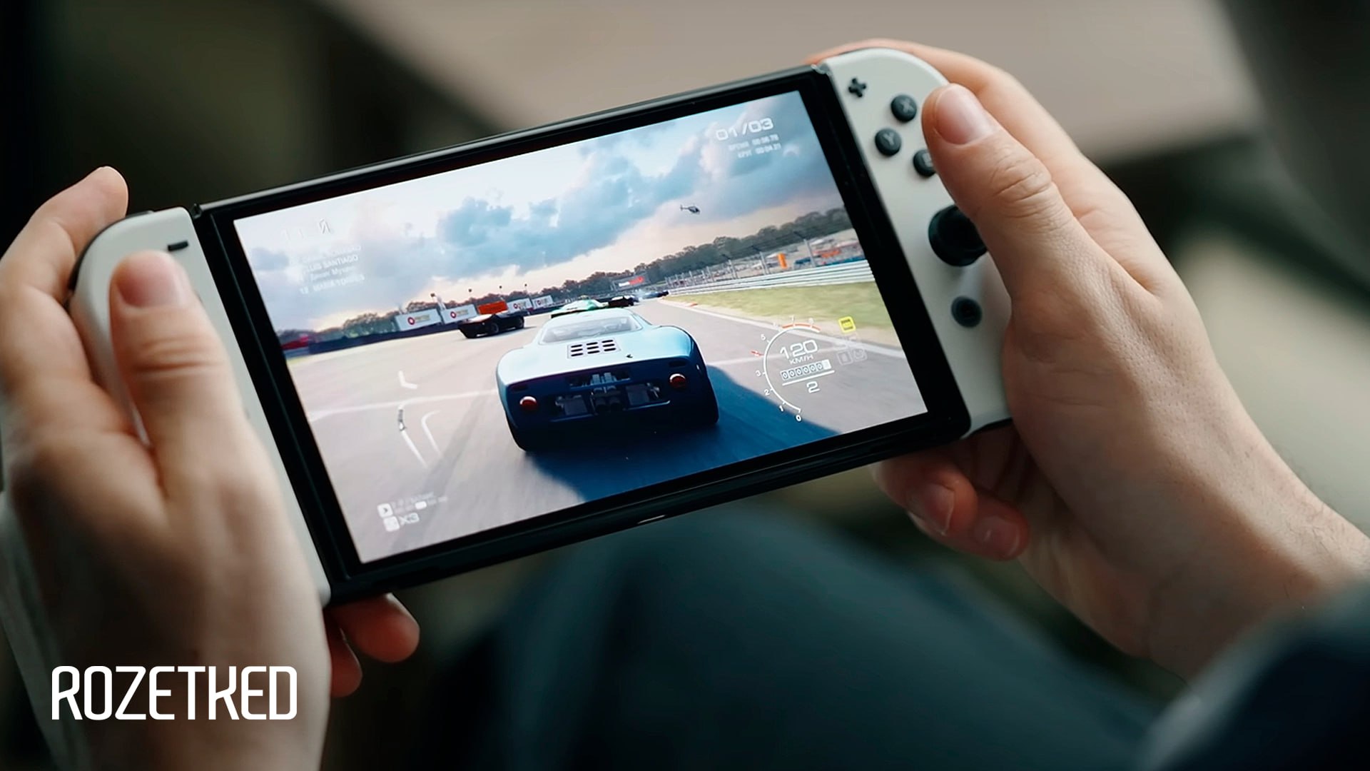 Nintendo Switch 2 могут представить буквально на днях  Все ссылаются на блогера PH Brazil, которого называют «надёжным источником». Он ожидает презентацию консоли в начале этой недели, 28 или 29 октября. Ранее была информация, что анонс вряд ли случится до марта 2025-го.  Ещё одна новость — инсайдер Nash Weedle сообщил, что на Switch 2 выйдет Elden Ring. Это случится в конце 2025 года.    Rozetked   Подписаться