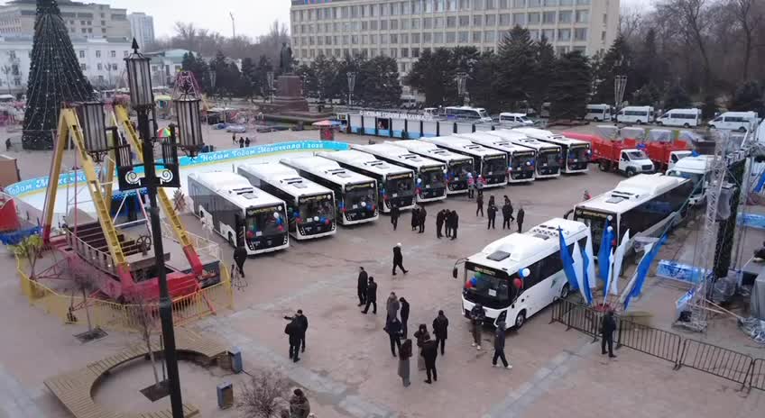В Махачкале запускаются более 80 новых автобусов для улучшения общественного транспорта
