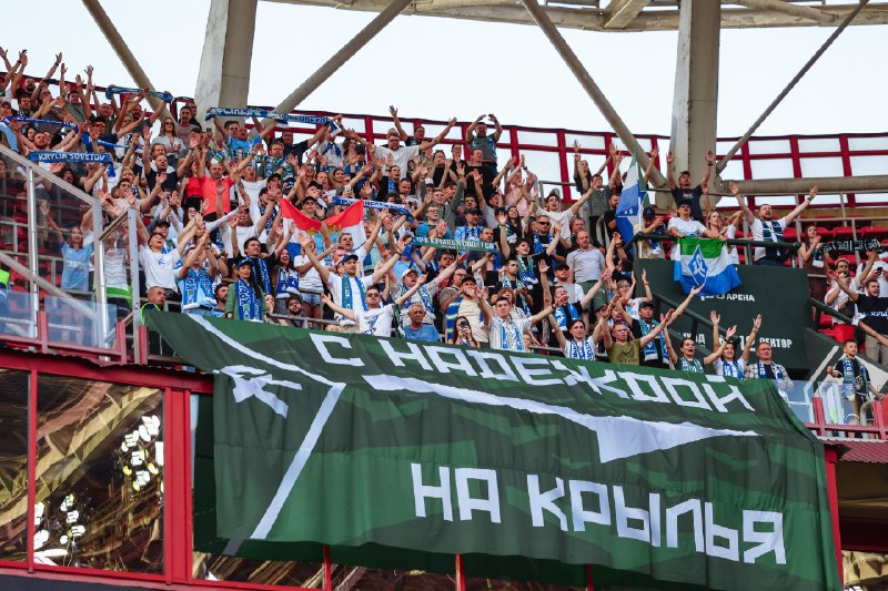 РТ Капитал затребовал с Крыльев Советов дополнительно 146 млн рублей по старым долгам Противостояние между самарским футбольным клубом Крылья Советов и дочерней структурой Ростеха ООО РТ Капитал вошло в новую фазу 19 января кредитор подал в Арбитражный суд Москвы очередной иск к клубу на сумму 146 млн рублей   oboz info rt kapital zatreboval s krylev sovetov dopolnitelno 146 mln rublej po starym dolgam