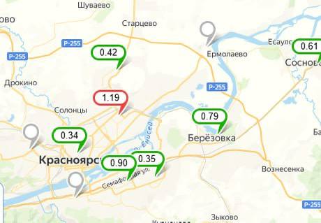 Красноярск снова накрыла зловонная дымка: объявлен режим НМУ  Особенно тяжело дышать в Северном и в центре города.  На Красноярск опустилась дымка, датчики в городе горят алым и черным от превышения концентраций вредных веществ в воздухе. Режим НМУ в городе ввели на период с 19 часов 6 января до 19 часов 8 января 2025 года, сообщили специалисты Среднесибирского УГМС. Они оценивают загрязнение воздуха как первой степени опасности «относительно высокое».   Фото: 1 - Nebo. live, 2 - krasecology