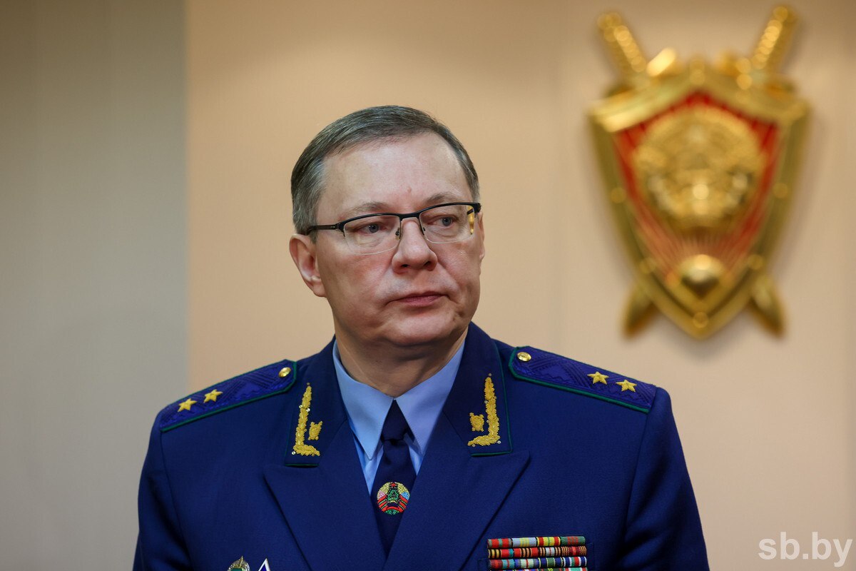 Швед: за последние 4 месяца зафиксировано свыше 500 населенных пунктов, уничтоженных фашистами "На 30 апреля текущего года было полностью или частично разрушено 12 868 населенных пунктов. Мы также обнаружили две деревни, которые постигла та же участь, что и Хатынь. В данном контексте мы можем утверждать, что 290 деревень являются сестрами Хатыни", — отметил Андрей Швед. #Швед #ВОВ #соженные_деревья #нацизм TrueBY news