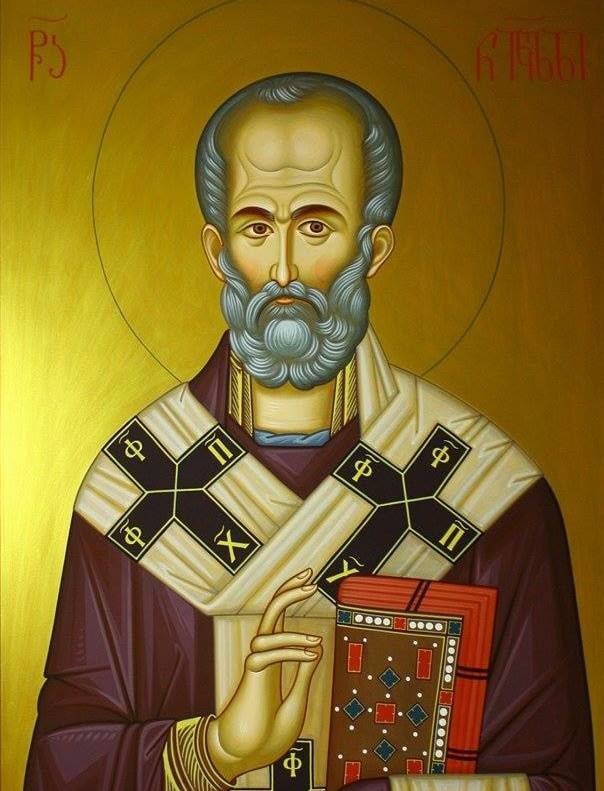 Сегодня в Грузии празднуют день Святого Николоза Николоз рус Николай один из самых почитаемых святых в Грузии В стране Николозоба отмечают аж дважды в год 19 декабря и 22 мая Сегодня во всех действующих церквях проходят службы   В честь Святого Николая в стране возвели немало храмов Только в одном Тбилиси их около пяти один из которых находится в крепости Нарикала В Грузии любят называть детей в честь святых По данным января 2025 года в стране прожило 39 881 жителей мужского пола с этим именем Т е по распространенности имя Николоз стабильно входит если не в пятёрку то точно в десятку самых популярных Но первое место с большим отрывом конечно же занимает Георгий   Канал Интересная Грузия