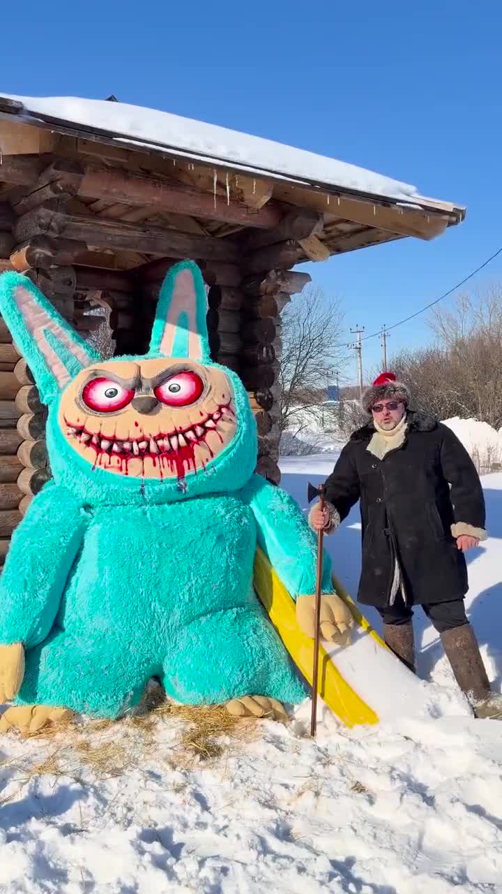 В Липецкой области к Масленице подготовили трёхметровую Лабубу для сжигания