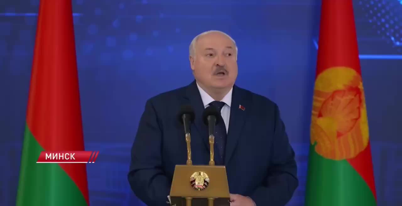 Лукашенко призывает белорусов к саморазвитию вместо ожидания повышения зарплат