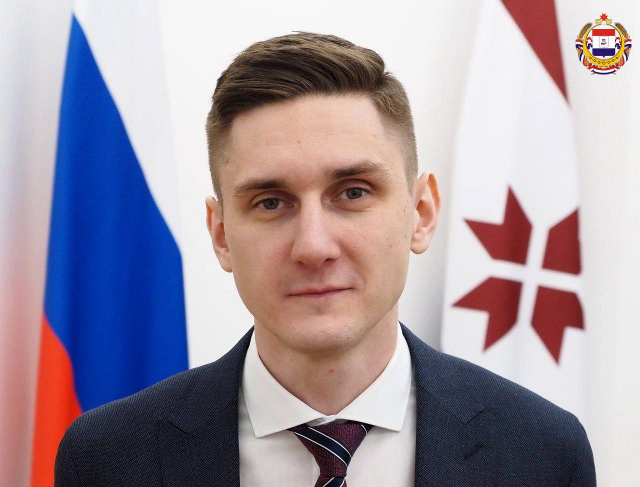 На ежегодном Послании Главы РМ Артём Здунов объявил 2026 год Годом здоровья О том как будут поддерживать эту инициативу рассказал министр спорта РМ Никита Ларьков Послание Главы Республики Мордовия стало важным событием для всей отрасли спорта Артём Здунов чётко обозначил ключевые направления развития уделив особое внимание комплексу ГТО как инструменту объединяющему людей всех возрастов Это подтверждает нашу стратегию работы с семьями и подрастающим поколением которое формирует будущее страны Мы будем активно развивать эту инициативу и уверены что все поставленные задачи будут выполнены Кроме того Глава республики объявил следующий год Годом здоровья что подразумевает масштабные проекты по здоровому образу жизни и активному долголетию Спорт станет неотъемлемой частью этой программы и мы готовы к совместной работе с другими ведомствами для достижения общих целей ПосланиеГлавы