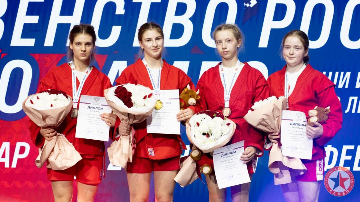 Тульская самбистка поедет на Первенство мира в Грецию   newstula ru fn 1795504 html Тульская самбистка Маргарита Новикова завоевала золотую медаль Первенства страны Эта победа открывает путь спортсменке на Первенство мира   Прислать новость Подписаться   Мы в MAX