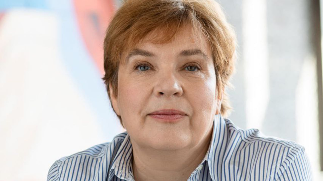 В Москве суд заочно арестовал историка Тамару Эйдельман Она фигурант дела о реабилитации нацизма и фейках о российской армии сообщила прокуратура столицы 5 мая 2024 года Эйдельман опубликовала в публичном канале видеозапись авторской программы содержащую высказывания с негативной информацией о действиях СССР в годы Второй мировой войны днях воинской славы и памятных датах России связанных с защитой Отечества а также о ветеранах войны уточнили в инстанции Подпишись на Говорит Москва