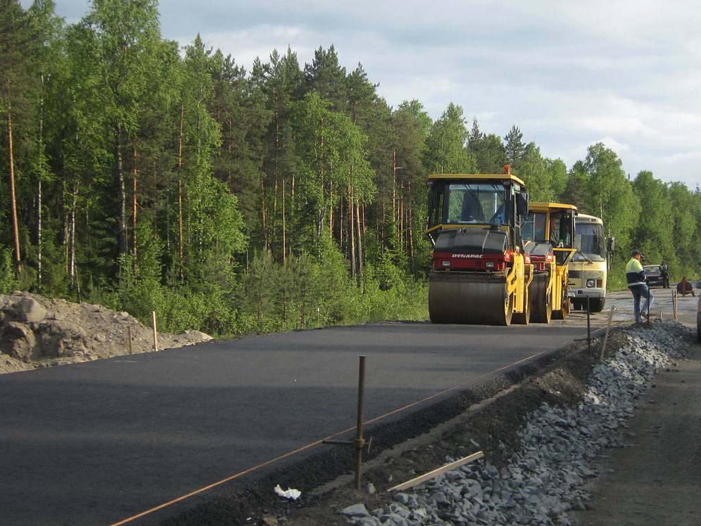 В Ставрополе хотят построить четырёхполосную магистраль от Чапаева до Северного обхода.  Тендер на 17,5 миллионов рублей размещён на портале госзакупок.  Как считаете, это поможет разгрузить дорогу?     Подписаться   прислать новость