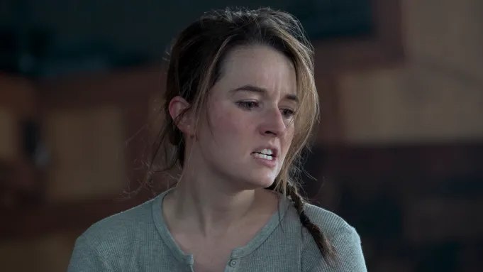 Отец Кейтлин Дивер предсказал её роль в сериале «Одни из нас» Отец актрисы познакомился с The Last of Us Part II задолго до начала съёмок и уже тогда увидел в дочери будущую исполнительницу роли Эбби.