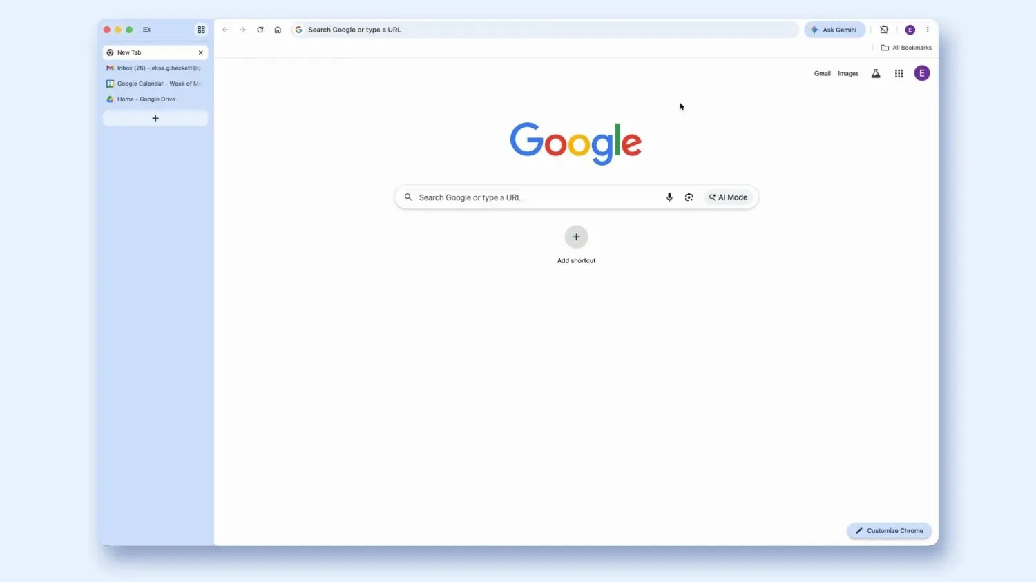 В Chrome появились вертикальные вкладки Иронично но браузер от Google стал одним из последних на Chromium где этот функционал доступен официально Теперь можно вывести вкладки стопкой в левой части экрана что позволяет удобно читать их заголовки даже если открыт десяток другой страничек Также появился полноценный полноэкранный режим чтения в котором минимум отвлекающих элементов а также доступно преобразование текста в речь и настройка внешнего вида страницы Соответствующее обновление Chrome уже распространяется все пользователи получат его в течение пары дней Мой Компьютер