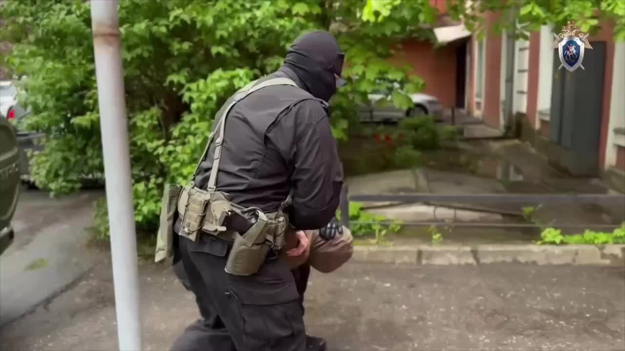 В Пскове задержан мужчина за применение насилия к инспектору ДПС