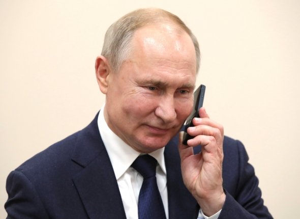 Дональд, ты ошибся дверью: Путин не дал Трампу шансов на быстрый мир на Украине Трамп мечтал свернуть горы, но получил холодный душ, и ответить ему нечем Читать подробнее на сайте...