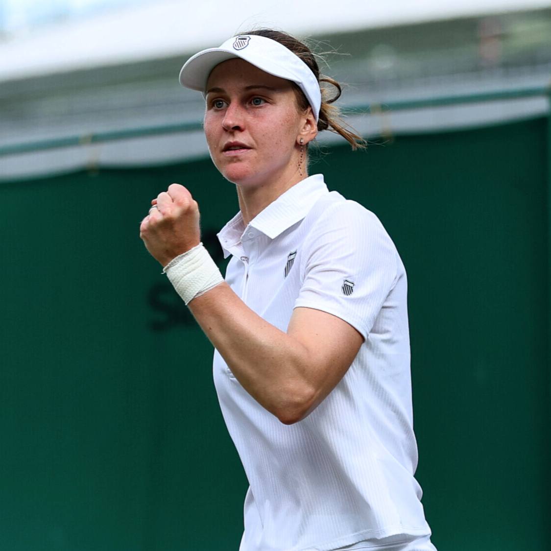 Людмила Самсонова прошла Дарью Касаткину в третьем круге Шлема! 6-2, 6-3 и проход во вторую неделю Уимблдона Очень большой теннис