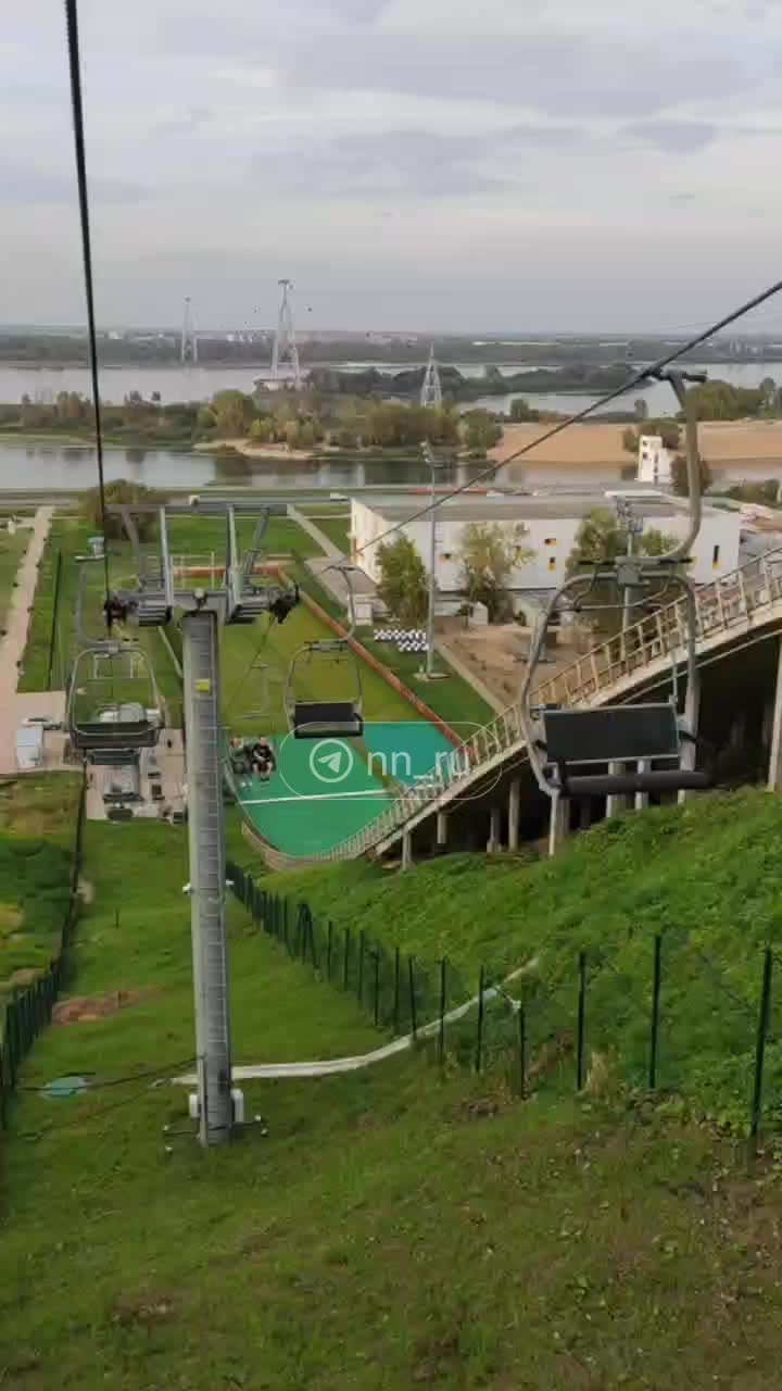 На площади Сенной в Нижнем Новгороде тестируют канатный подъемник