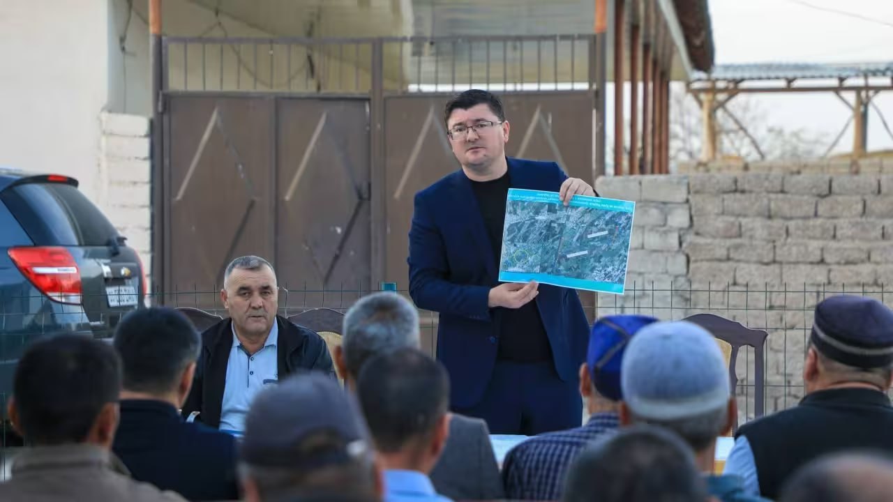 В Уртачирчикском районе начнется снос домов для строительства нового аэропорта Глава администрации района встретился с жителями махалли и фермерами чтобы разъяснить порядок оформления выплаты компенсаций и сноса объектов попадающих в зону строительства   uznews uz ru news 104497 uznews