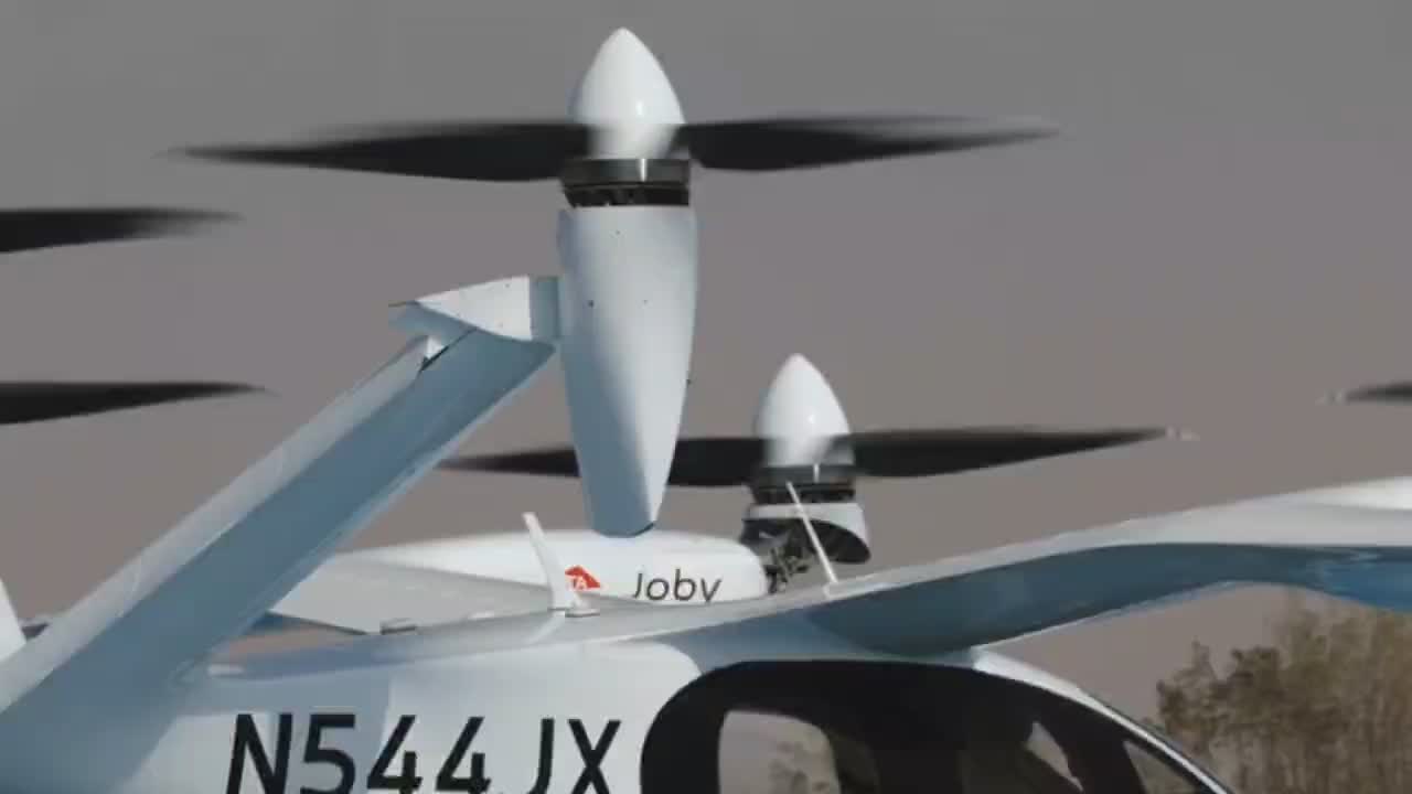 В Дубае протестировано электрическое воздушное такси с запуском коммерческих рейсов в 2026 году