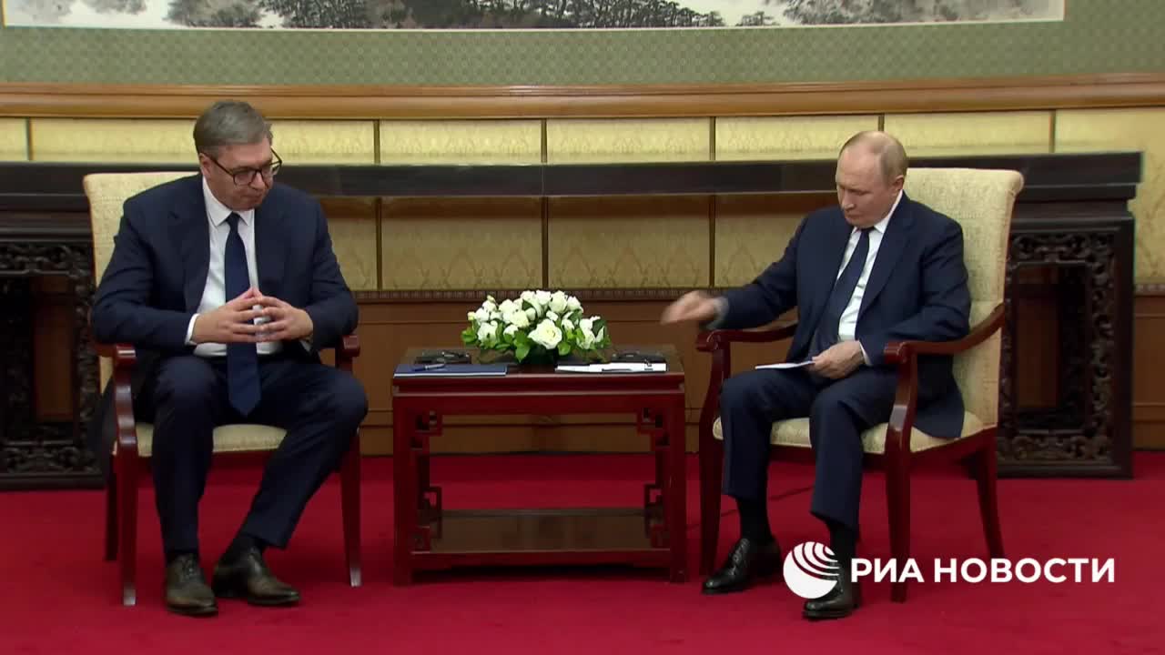 Сербия сохраняет нейтралитет, не вводя санкции против России, заявил Вучич