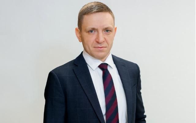 Министра транспорта Бурятии задержали по обвинению в коррупции О задержании Александра Гоге сообщили в правительстве республики. «Мы его задержания — ред. ждали, мы взаимодействовали, но оперативно-розыскная деятельность и следственная деятельность — это та работа, которая требует тишины», — рассказал зампред правительства региона Вячеслав Сухоруков. Это Борус
