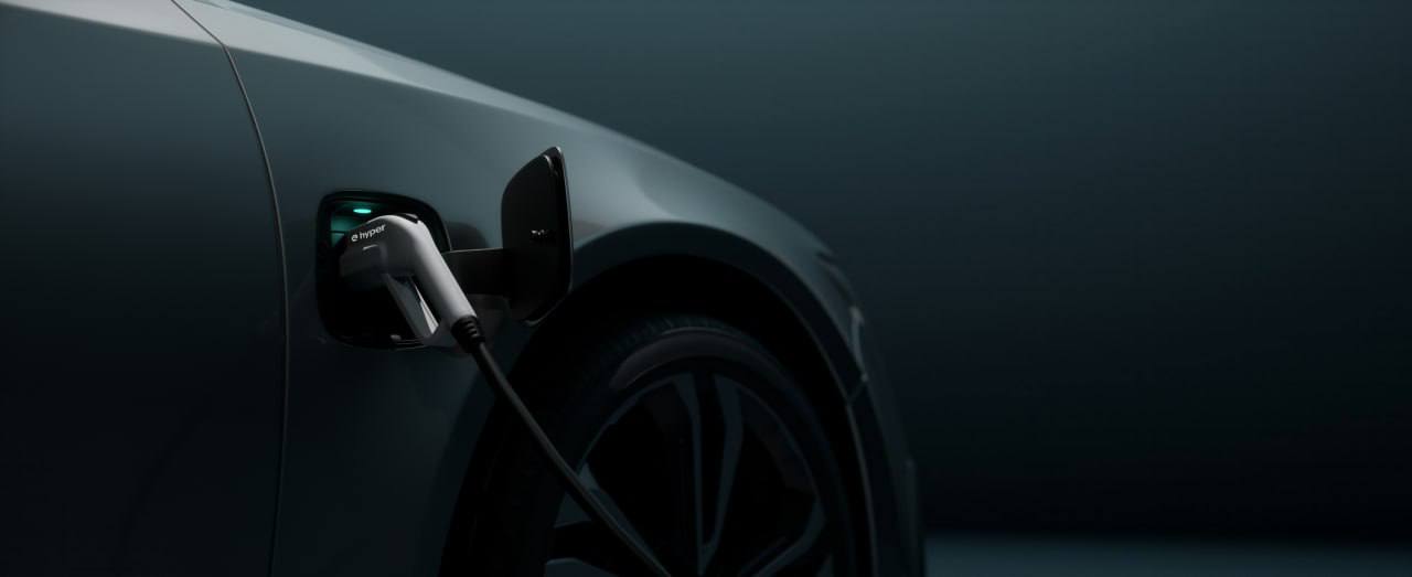 Hyper Группы РОСНАНО расширяет сеть зарядной инфраструктуры для жителей Москвы 28 новых быстрых станций появятся в Западном и Зеленоградском административных округах города в рамках соглашения с Дептрансом Москвы ГКУ АМПП Первые ЭЗС начнут работу уже до конца текущего года а интеграция с ключевыми цифровыми продуктами города обеспечит пользователям удобный поиск станций и безналичный расчет Все зарядные станции компании на территории страны а это уже более 190 точек в 10 регионах объединены единой IT платформой и облачным сервисом обслуживания