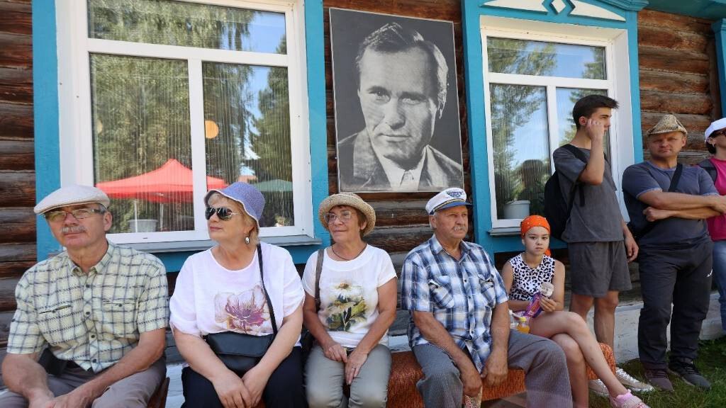 В Алтайском крае хотят установить памятник матери Василия Шукшина   clck ru 3PNcfA