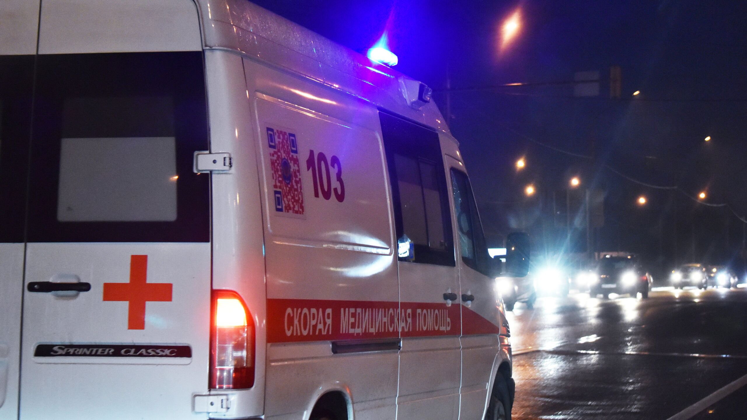 Трое человек погибли и трое пострадали в лобовом столкновении автомобилей Toyota Vista и Haval в Бурятии сообщила прокуратура республики По имеющимся данным сегодня вечером на региональной трассе в районе села Кика произошло лобовое столкновение автомобилей Toyota Vista и Haval Водитель и двое пассажиров находившиеся в автомобиле Toyota Vista погибли Водитель и двое пассажиров автомобиля Haval госпитализированы говорится в сообщении Отмечается что в автомобили ещё и въехала Daewoo Nexia Прокуратура контролирует установление всех обстоятельств ДТП будет дана оценка законности принятого органами полиции правового решения а также соблюдению законодательства о безопасности дорожного движения При необходимости будут приняты меры прокурорского реагирования