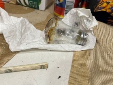 Молодую жительницу Черногорска ждёт суд за организацию притона для потребления синтетических наркотиков Следственным отделом ОМВД России по г Черногорску завершено расследование уголовного дела возбуждённого по признакам преступления предусмотренного ч 1 ст 232 УК РФ в отношении 24 летней местной жительницы Она обвиняется в организации и содержании притона для потребления наркотических средств Следствием установлено что в августе злоумышленница по месту своего жительства в квартире дома по ул Калинина организовала наркопритон Он был ликвидирован сотрудниками отделения по контролю за оборотом наркотиков ОМВД На момент прибытия полицейских в квартире находился мужчина который вместе с хозяйкой отказался от прохождения медосвидетельствования на состояние наркотического опьянения В отношении граждан были составлены протоколы по ч 1 ст 6 9 КоАП РФ за немедицинское потребление наркотиков С места происшествия полицейские изъяли остатки запрещённого вещества и предметы для его потребления В настоящее время уголовное дело направлено в суд для рассмотрения по существу За совершённое преступление фигурантке грозит до четырёх лет лишения свободы хакасия полиция полицияхакасии мвдхакасии мвд19 преступление стопнаркотик наркоконтроль УНК работаследствия деловсуд черногорск Подписаться на наши страницы в MAX VK Telegram