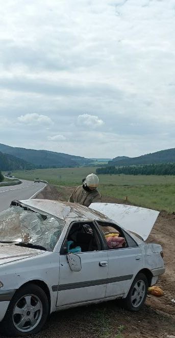 5 человек пострадали в ДТП на трассе «Улан-Удэ — Чита» Сегодня в двух км. от села Десятниково произошло ДТП. На федеральной трассе «Улан-Удэ-Чита» произошло опрокидование автомобиля «Тойота Карина». В ДТП пострадали 5 человек, которых незамедлительно доставили в Тарбагатайскую ЦРБ.