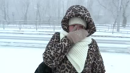 Пожар в магазине автозапчастей в Талнахе: локализация огня продолжается