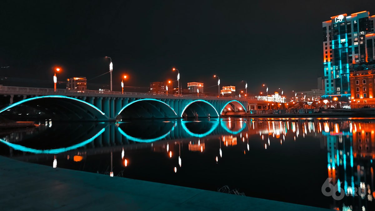 Макаровский мост обезопасят за 51 млн рублей По требованию президента на переправе установят камеры охранную сигнализацию громкоговорители систему телевизионного наблюдения и защитные ограждения Работы закончат к ноябрю 2026 года Деньги выделят из бюджета   Новости из Екатеринбурга