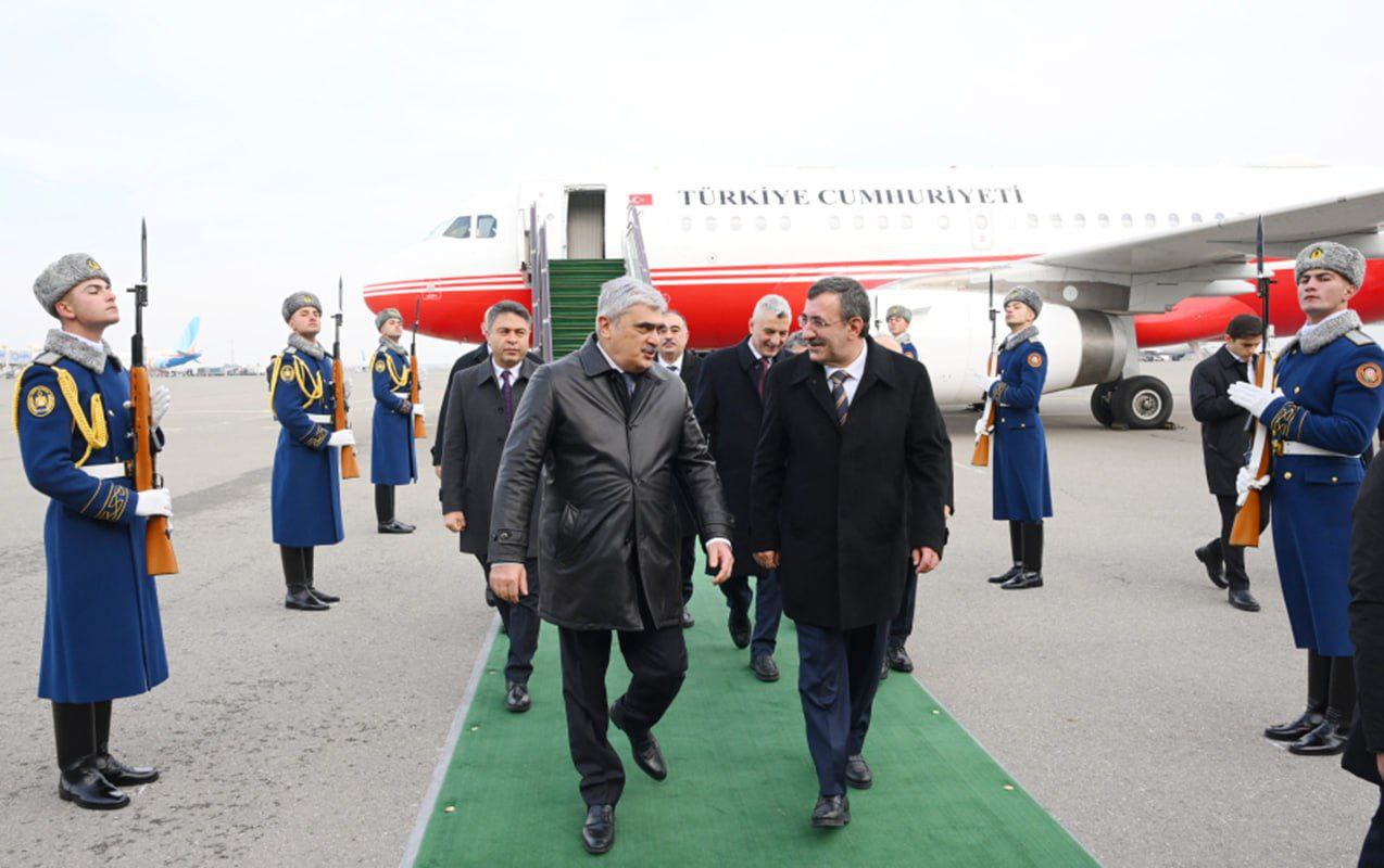 Вице президент Турции Джевдет Йылмаз находится с визитом в Азербайджане