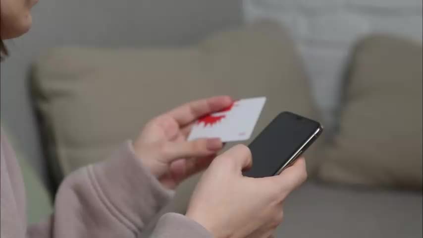 Хабаровчанка потеряла более 8 миллионов рублей, доверившись мошенникам в инвестициях