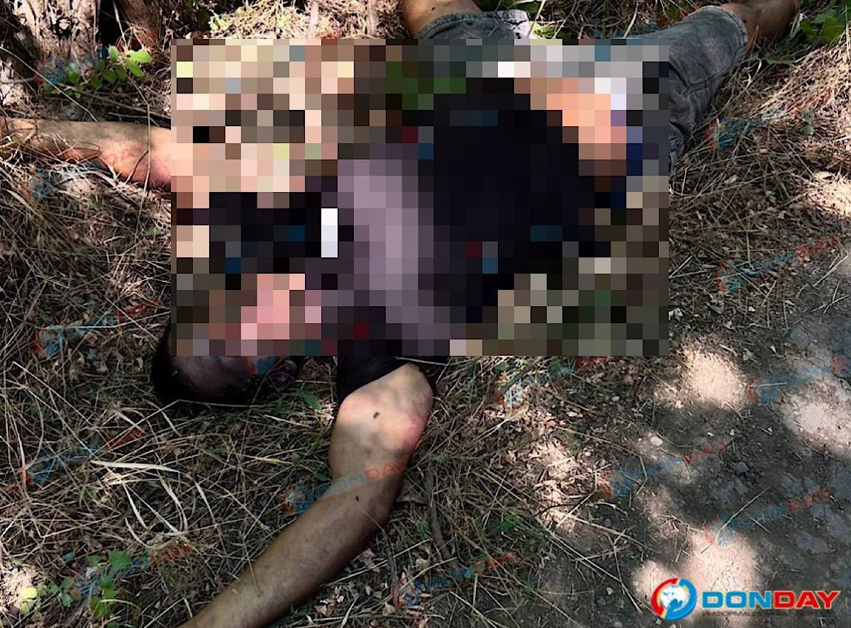 Разлагающийся труп мужчины нашли в СНТ "Урожай" на 1-й Лазоревый 40 рядом с Суворовским!  При первичном осмотре тела признаков насильственной смерти не  обнаружено. На наркомана он тоже не похож. Те худые, а этот был крепким   DonDay   Новости №1 в Ростове  Прислать новость/фото