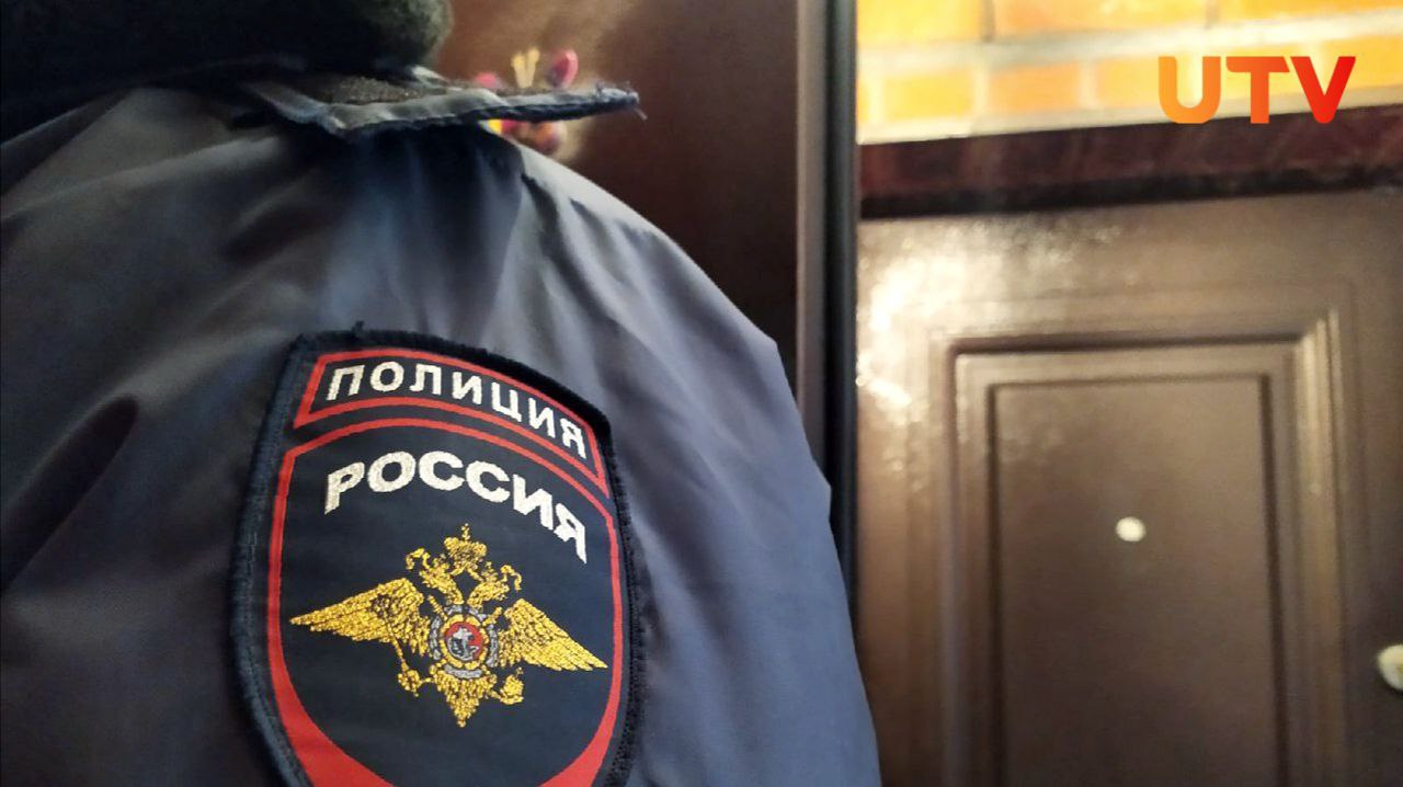 Полиция устанавливает участников нападения на парня в Оренбурге В сети распространяется информация о драке возле ТЦ «Север» на проспекте Дзержинского. Молодой человек якобы стал жертвой нападения двух агрессивных мужчин. Пострадавшему понадобилась помощь медиков. Проводится оперативная работа по установлению причастных к инциденту, сообщает областное УМВД. Оренбуржье
