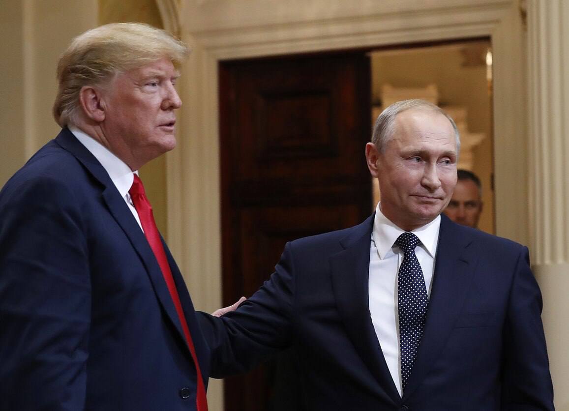 Дональд Трамп не хочет оказывать давление на Москву, так как его больше интересует перезагрузка отношений с РФ, чем Киев — сообщает издание Politico. #США #Россия #Киев