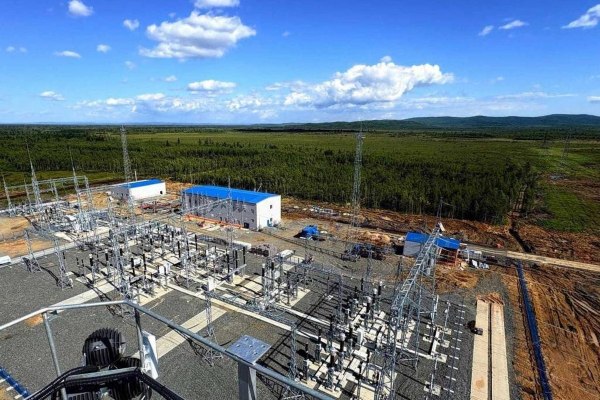 План развития энергетики Дальнего Востока представят правительству   www eprussia ru news base 2025 1813361 htm Проект плана по развитию электроэнергетики Дальнего Востока до 2050 года представят в правительство в ближайшие две недели Об этом сообщил Илья Чернов директор департамента развития Арктической зоны РФ и реализации инфраструктурных проектов Минвостокразвития в ходе круглого стола в Совете Федерации посвящённого господдержке электроэнергетики ДФО новости энергетики энергетика ДФО развитие Энергетики Минвостокразвития Минэнерго Русгидро