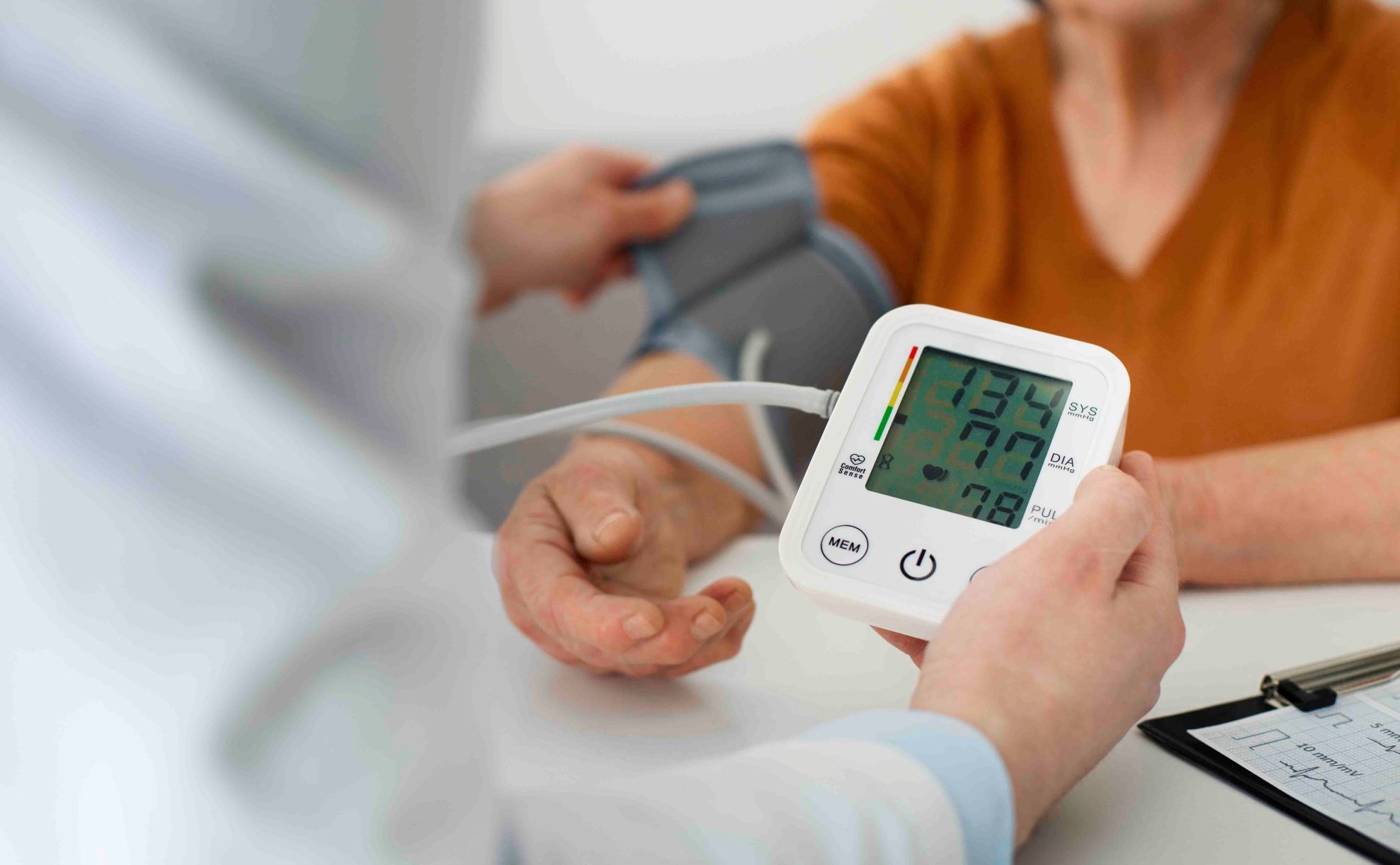 Пройти диспансеризацию в выходные предлагают жителям Петропавловска 23 и 29 ноября выездные медицинские комплексы будут работать у ТЦ Фамилион Для удобства жителей на Камчатке организована выездная диспансеризация По выходным в людных местах работают выездные мобильные комплексы которые дают возможность пройти целый ряд обследований и привиться от гриппа рассказали ИА Камчатское время в Минздраве региона Подробности по ссылке kamtime ru article 4217b60d 9405 4c87 8182 c8c2d20cdf09 Предложка МАХ