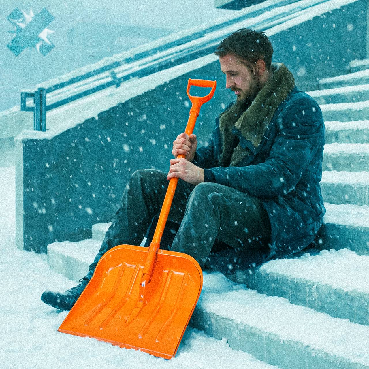 Расчистка снега топ способ сжечь жир зимой до 550 ккал час как в зале на круговой Это полноценная тренировка силовые подъемы снега постоянные приседания с наклонами выносливость плюс борьба с холодом Специалисты приравнивают её к функционалке средней интенсивности тело работает комплексно   лопата вместо штанги лучше в зал пойти НМШ