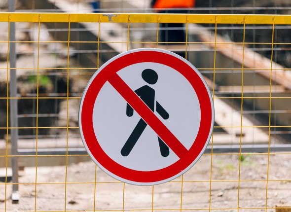 В Иркутске по улице Пискунова ограничат движение на два месяца Такое решение принято в связи с реконструкцией трубопровода Читать подробнее на сайте...