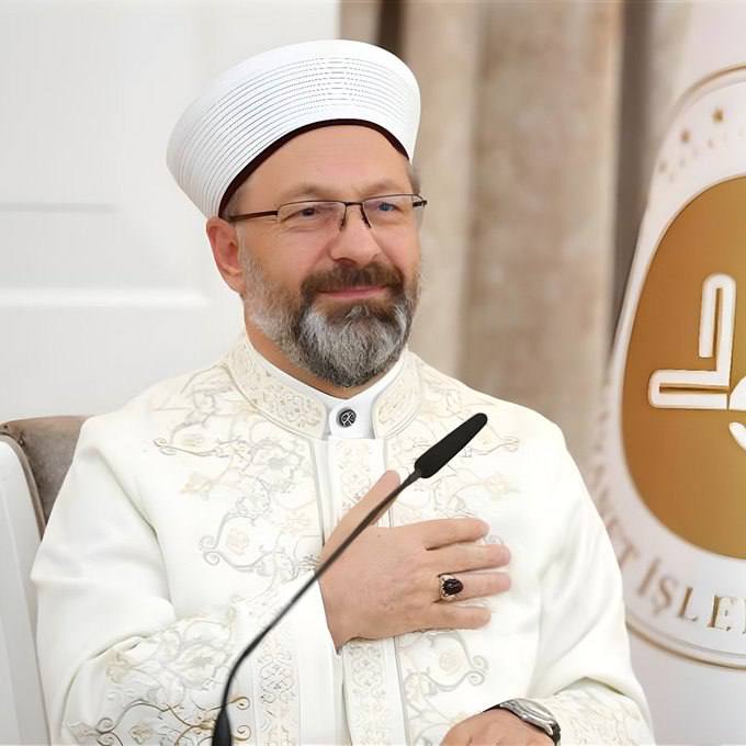 Бюджет Управления по делам религии на 2026 год снова превысил бюджеты многих министерств и был установлен в размере 174 миллиарда 389 миллионов лир