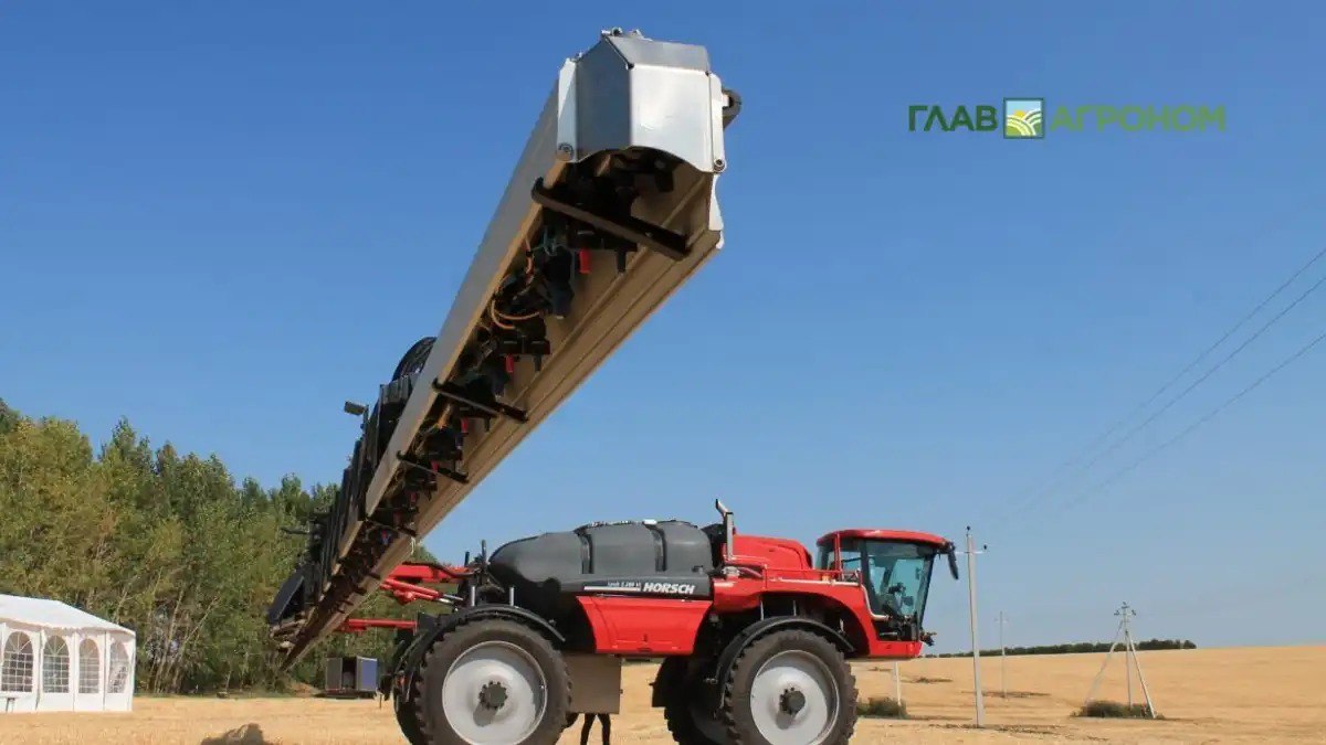 Потребление химических средств защиты растений в РФ выросло на 20 за год   Об этом рассказал заместитель исполнительного директора РСП ХСЗР Виктор Григорьев на конференции Агротренды России 2026 Подробности