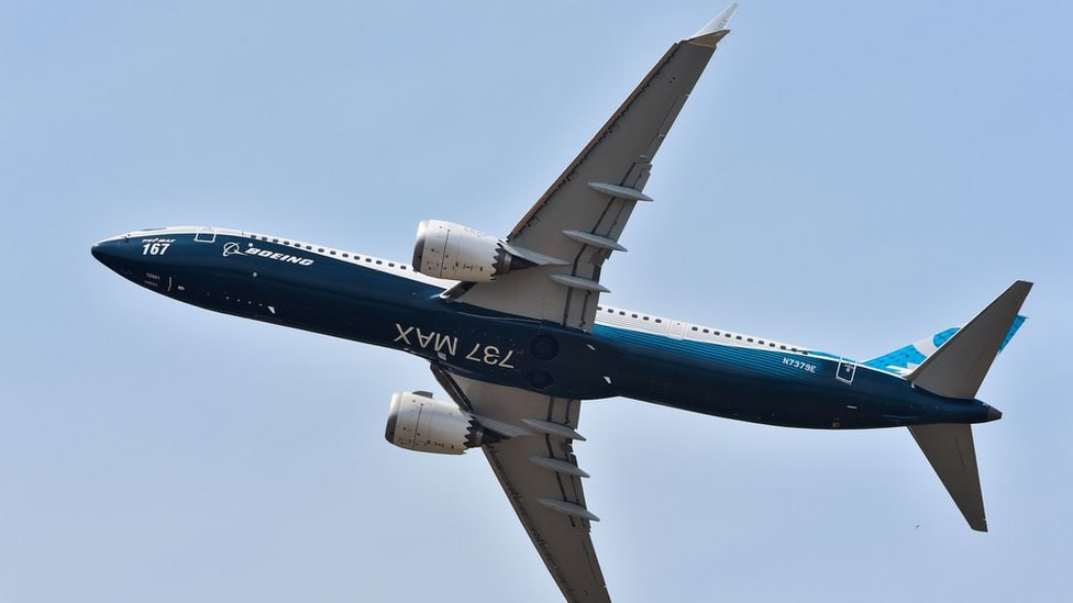 Boeing готовит замену 737 MAX Корпорация Boeing начала работу над новым узкофюзеляжным самолетом который в будущем заменит модель 737 MAX сообщает The Wall Street Journal   kun uz ru 67954620 Официальные страницы Kun uz Telegram Facebook Instagram Youtube