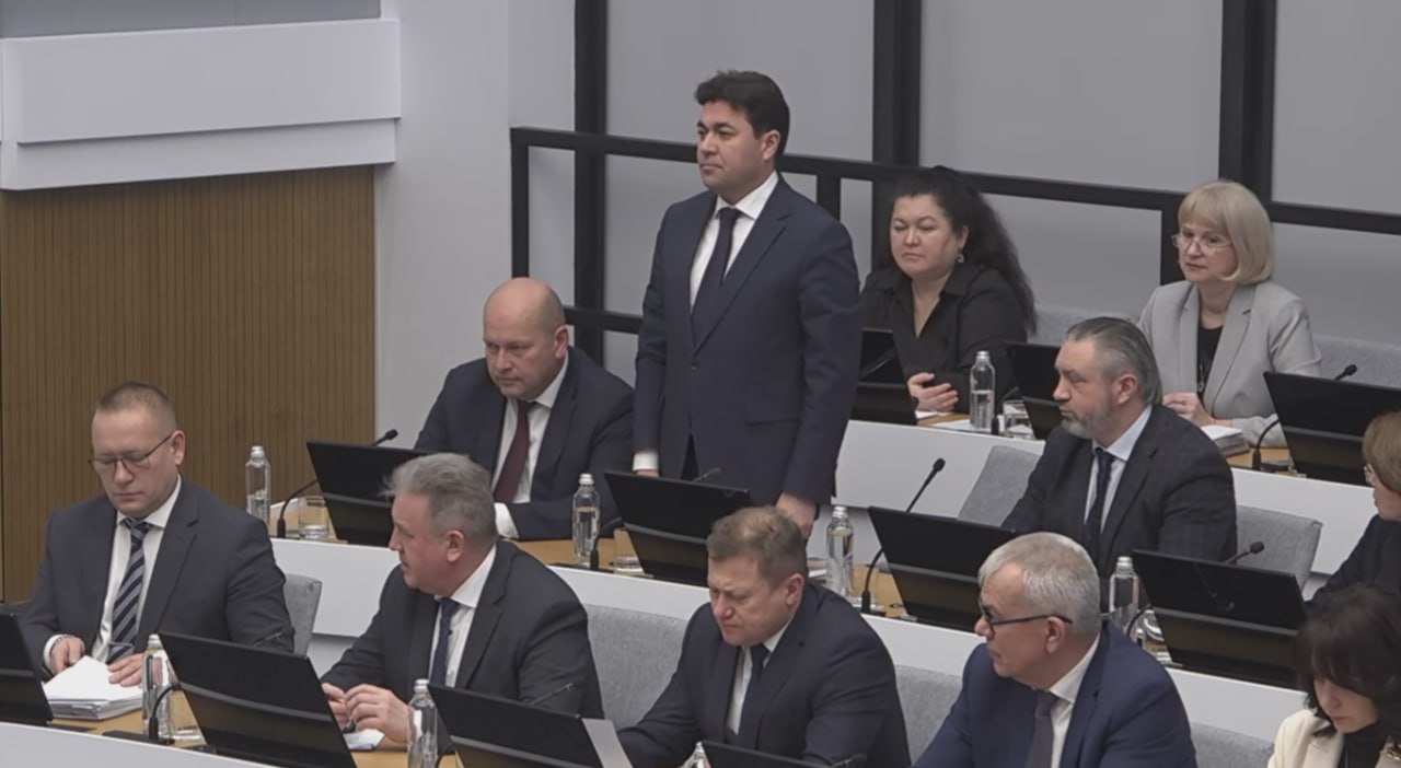 Радий Хабиров назначил Данияра Абдрахманова заместителем руководителя администрации Главы по внутренней политике Ранее он возглавлял БАГСУ и Общественную палату республики а с октября замещал должность помощника Главы Республики UFA RB Подписаться Прислать новость