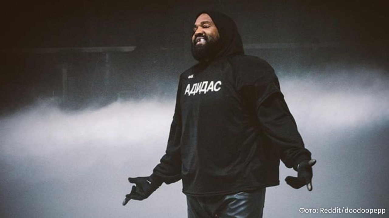 Бразильские полицейские готовы арестовать Канье Уэста Об этом пишет издание Poder Прокурор Сан Паулу уже мобилизовала полицию чтобы арестовать артиста если он исполнит во время предстоящего концерта в Бразилии свой трек Heil Hitler где содержатся нацистские высказывания пишут авторы статьи Из за провокационных строчек в песнях Канье Уэста мэр бразильского Сан Паулу ранее уже пообещал не допустить проведение концерта рэпера на любой площадке в Сан Паулу Место выступления пришлось переносить По данным одного из организаторов мероприятия рэперу уже выплачено как минимум 5 миллионов долларов аванса поэтому шоу должно состояться однако организаторы испытывают серьезные проблемы с поиском площадки РЕН ТВ в Telegram в MAX