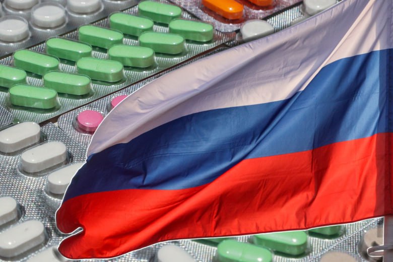 Узбекистан стал третьим крупнейшим импортером российской фармпродукции Узбекистан занял третье место среди крупнейших покупателей российской фармацевтической продукции сообщил глава Минпромторга РФ Антон Алиханов в интервью агентству РИА Новости в ходе Восточного экономического форума По его данным на первых позициях находятся Казахстан и Беларусь в пятёрку также входят Туркменистан и Алжир Алиханов подчеркнул что российские лекарства пользуются стабильным спросом на внешних рынках В настоящее время в России производится более 85 международных непатентованных наименований из перечня жизненно необходимых и важнейших лекарственных препаратов ТГ канал uzbekpharma