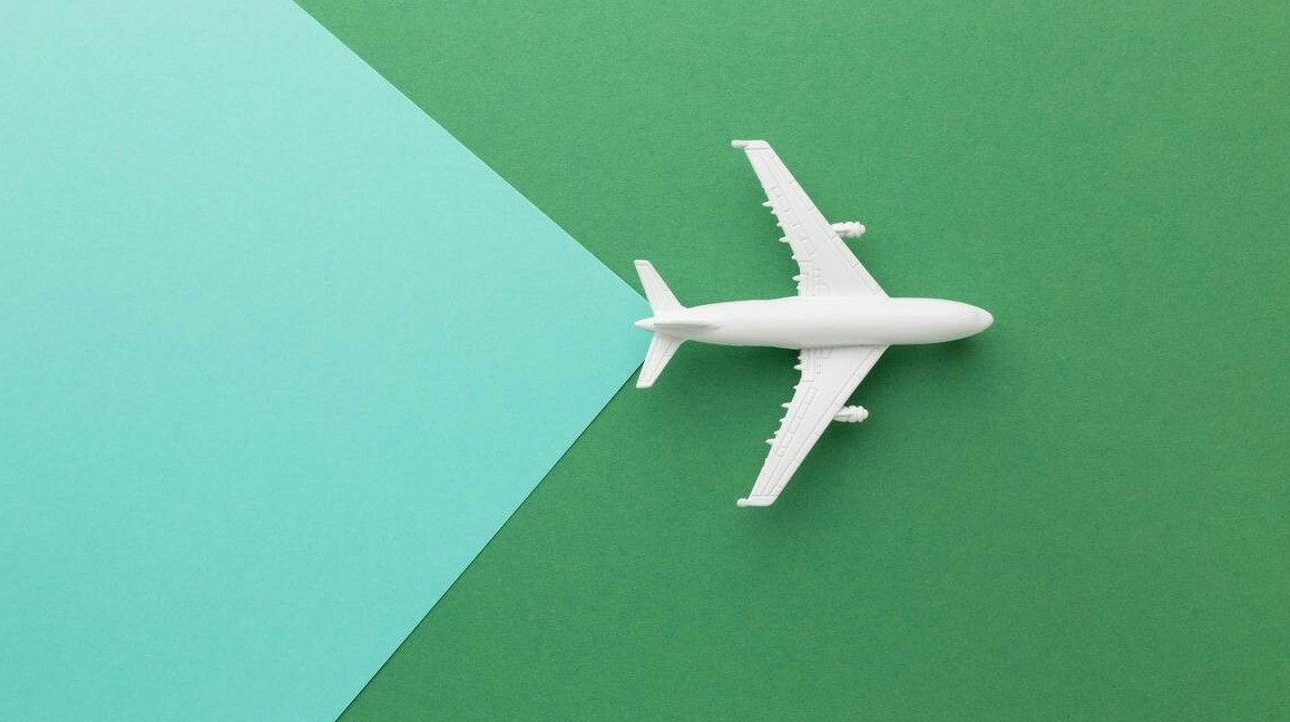 Открыт новый авиарейс между Уральском и Ташкентом Авиакомпания Centrum Air откроет прямой рейс между Уральском и Ташкентом 29 марта передает ArbatMedia По информации kursiv media новый маршрут позволит наладить дополнительное авиасообщение между Казахстаном и Узбекистаном сделав поездки между двумя странами удобнее как для туристов так и для тех кто путешествует по делам Centrum Air рассчитывает что запуск рейса облегчит передвижение и повысит доступность международных перелётов для жителей обоих городов Стоимость билетов на рейс из Ташкента в Уральск начинается от 53 769 тенге Приобрести их можно на официальном сайте авиаперевозчика Прислать новость