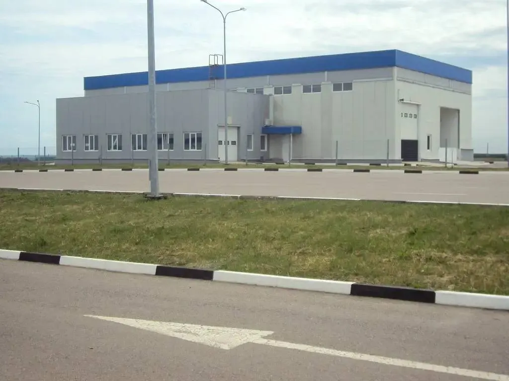 Особый режим ввели на границе Воронежской области и ЛНР Теперь пересечь границу между двумя регионами можно лишь через пункт пропуска Бугаевка в Кантемировском районе   Попасть в ЛНР через другие пункты области будет нельзя Подписаться на Регион 181 МАХ