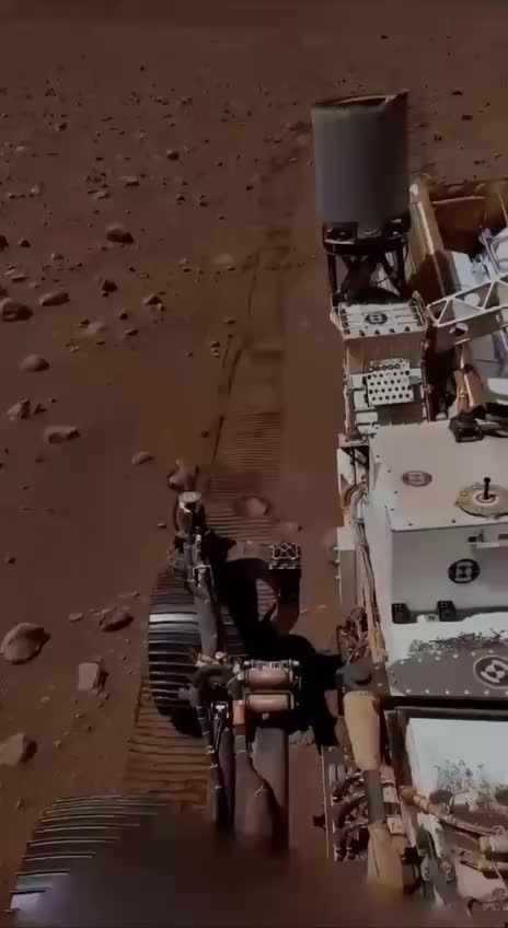 NASA представляет новые снимки марсианской ночи от ровера