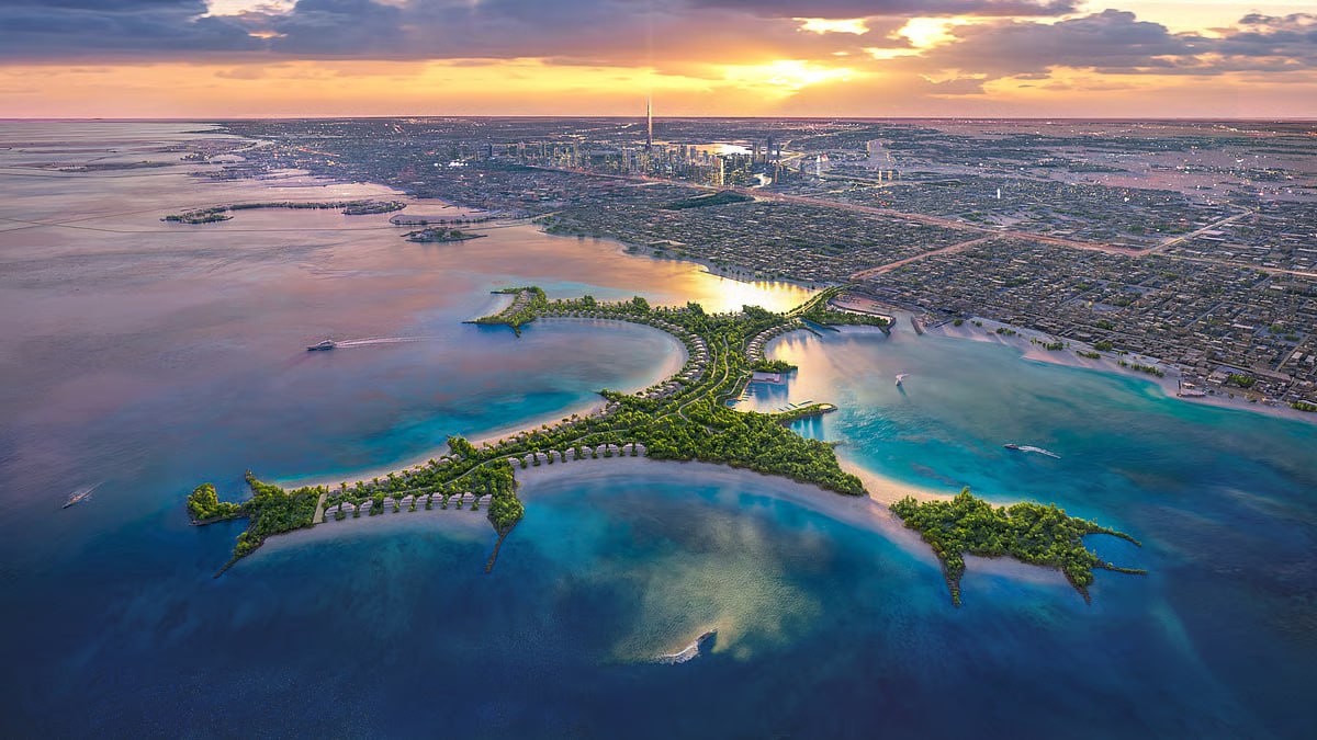 В Дубае представили проект Naïa Island Dubai — частного островного комплекса у побережья Джумейры.  Строительством займется компания Shamal Holding. На острове появится первый в регионе отель Cheval Blanc Maison от холдинга LVMH. Плюс фирменные виллы с приватным выходом на пляж.  Дата завершения проекта пока неизвестна.